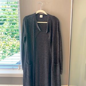 Like new size M Cabi cardigan